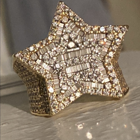 VS1 DIAMOND RING - Picture 2 of 3